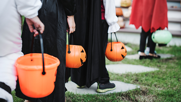 Tradisi Trick or Treat Saat Halloween yang Tidak Boleh Kamu Lewatkan